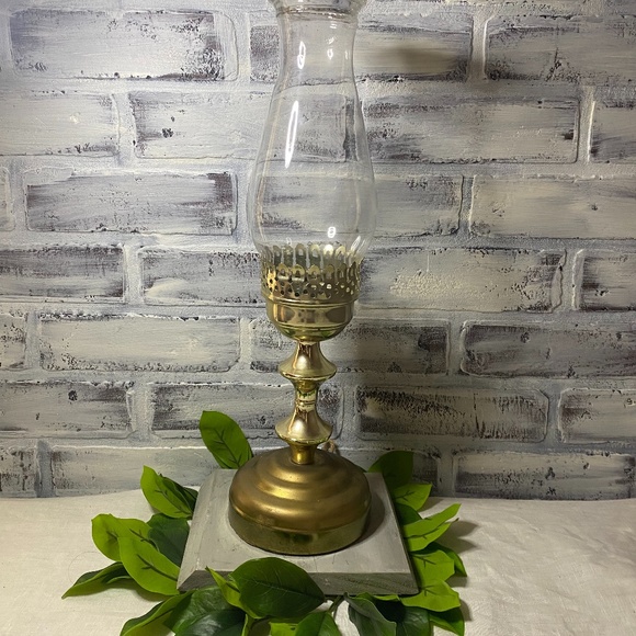 Hurricane glass Vintage Brass Candle Holder with Glass Globe. Retro Metalware Ho - Picture 1 of 6